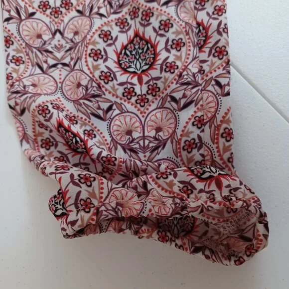 Women's Loft long sleeve paisley top with 1 sm flaw (see description) Size Large - Picture 5 of 9